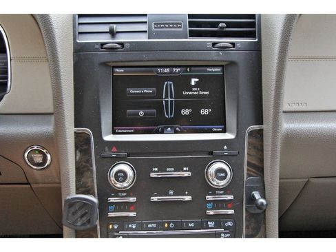 Used 2015 Lincoln Navigator 2WD image 20