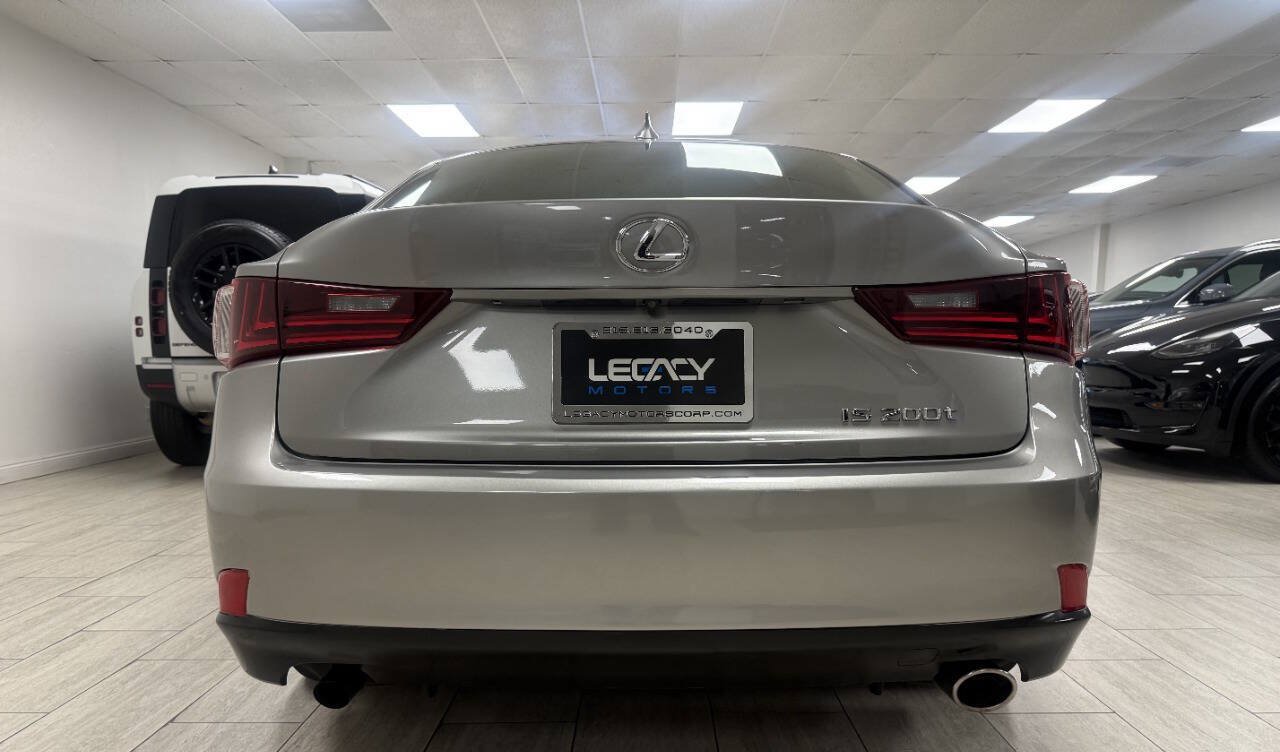 Used 2016 Lexus IS 200t w/ Navigation System Package RWD image 6