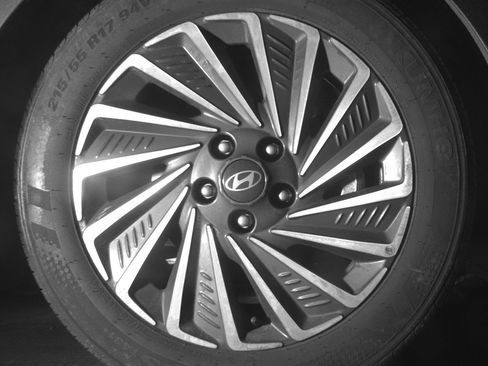 Used 2025 Hyundai Sonata SEL FWD image 13