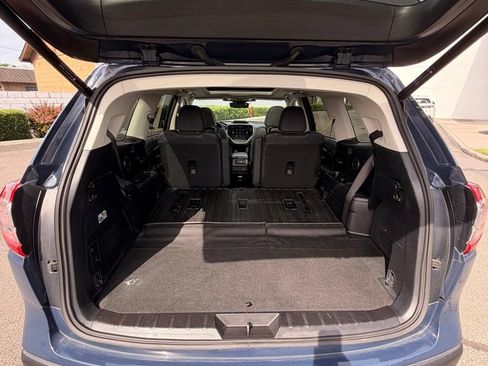 Used 2023 Subaru Ascent Limited w/ Technology Package AWD/4WD image 26
