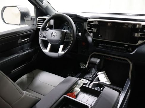 New 2026 Toyota Tundra SR5 AWD/4WD image 17