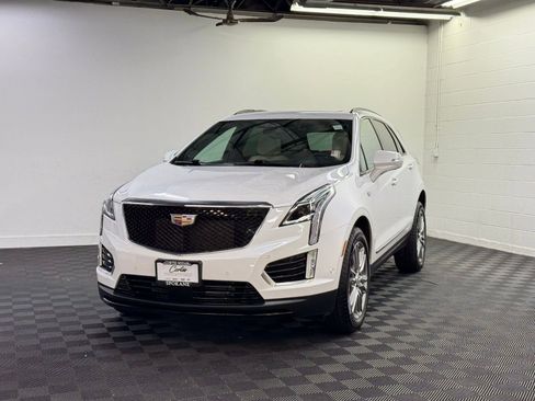 Used 2025 Cadillac XT5 Sportv w/ Technology Package image 1