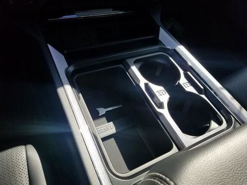 New 2025 Ford F350 Lariat w/ Lariat Ultimate Package image 23