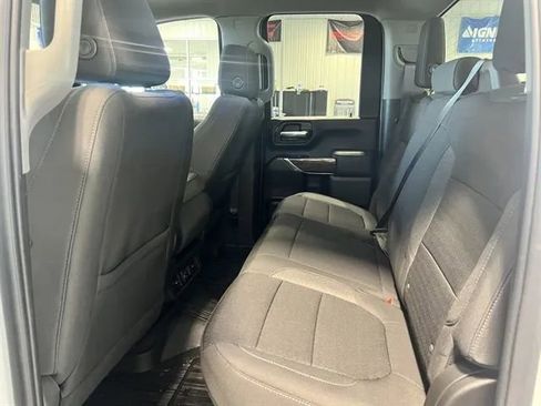 Used 2022 GMC Sierra 2500 SLE w/ SLE Value Package; image 16