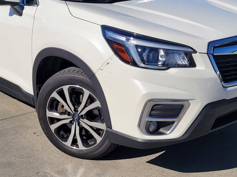Used 2019 Subaru Forester Limited image 9