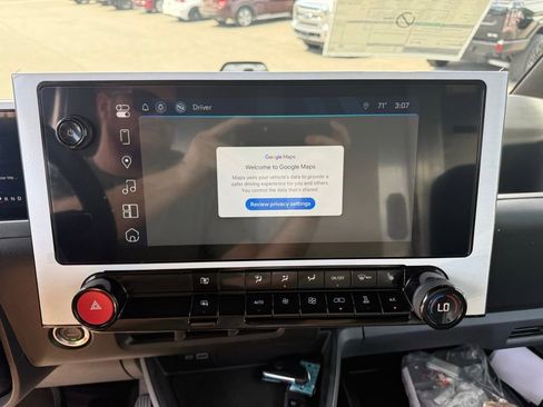 Used 2024 Chevrolet Brightdrop 400 w/ Commercial Equipment Package AWD/4WD image 17