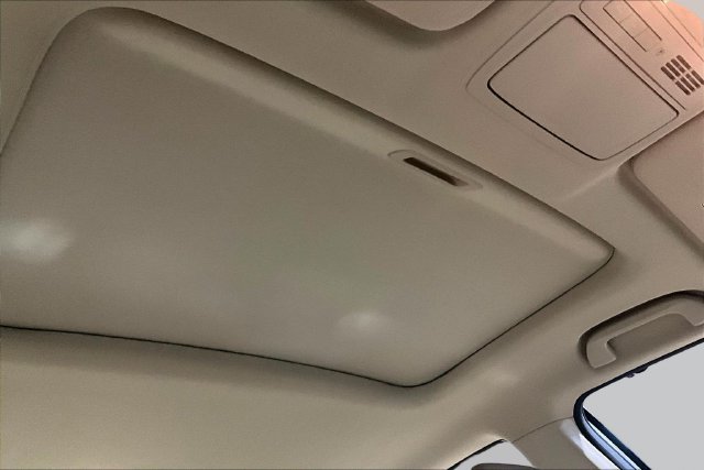 Used 2017 Honda Accord Touring image 26