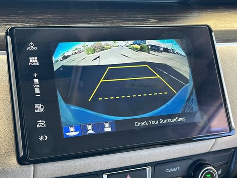 Used 2020 Honda Clarity Touring image 19