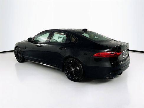 New 2024 Jaguar XF R-Dynamic SE image 7