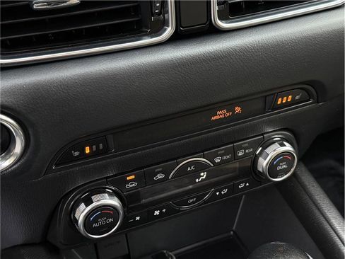 Used 2018 MAZDA CX-5 Touring w/ Preferred Equipment Package image 19