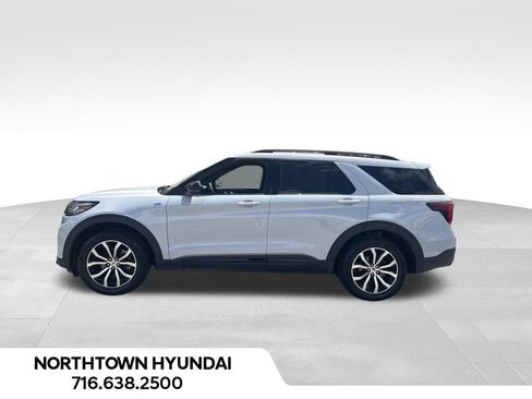 Used 2026 Ford Explorer ST-Line AWD/4WD image 8