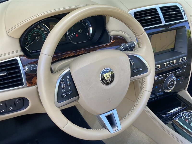 Used 2015 Jaguar XK Convertible RWD image 20