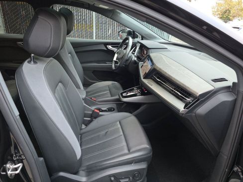 Used 2023 Audi Q4 e-tron Premium Plus AWD/4WD image 9
