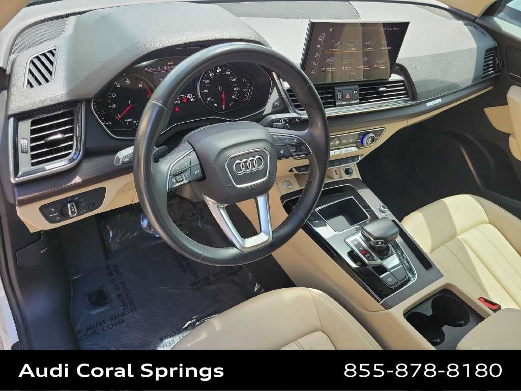 Certified 2023 Audi Q5 2.0T Premium w/ Convenience Package AWD/4WD image 10