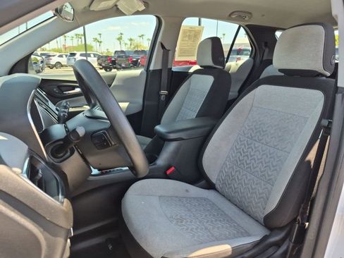 Certified 2023 Chevrolet Equinox LS FWD image 21