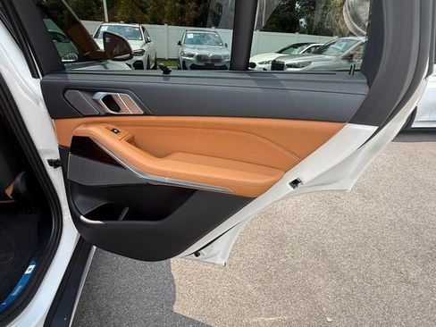 Used 2026 BMW X5 xDrive40i w/ Climate Comfort Package AWD/4WD image 35
