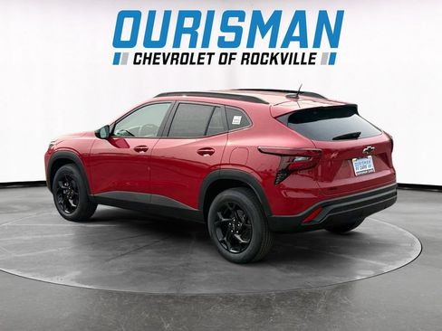 New 2026 Chevrolet Trax LT w/ Driver Confidence Package FWD image 4