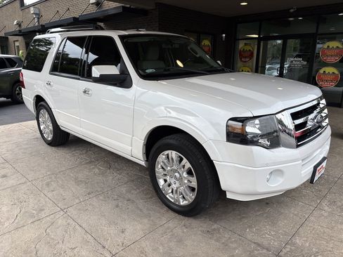 Used 2012 Ford Expedition Limited RWD image 4