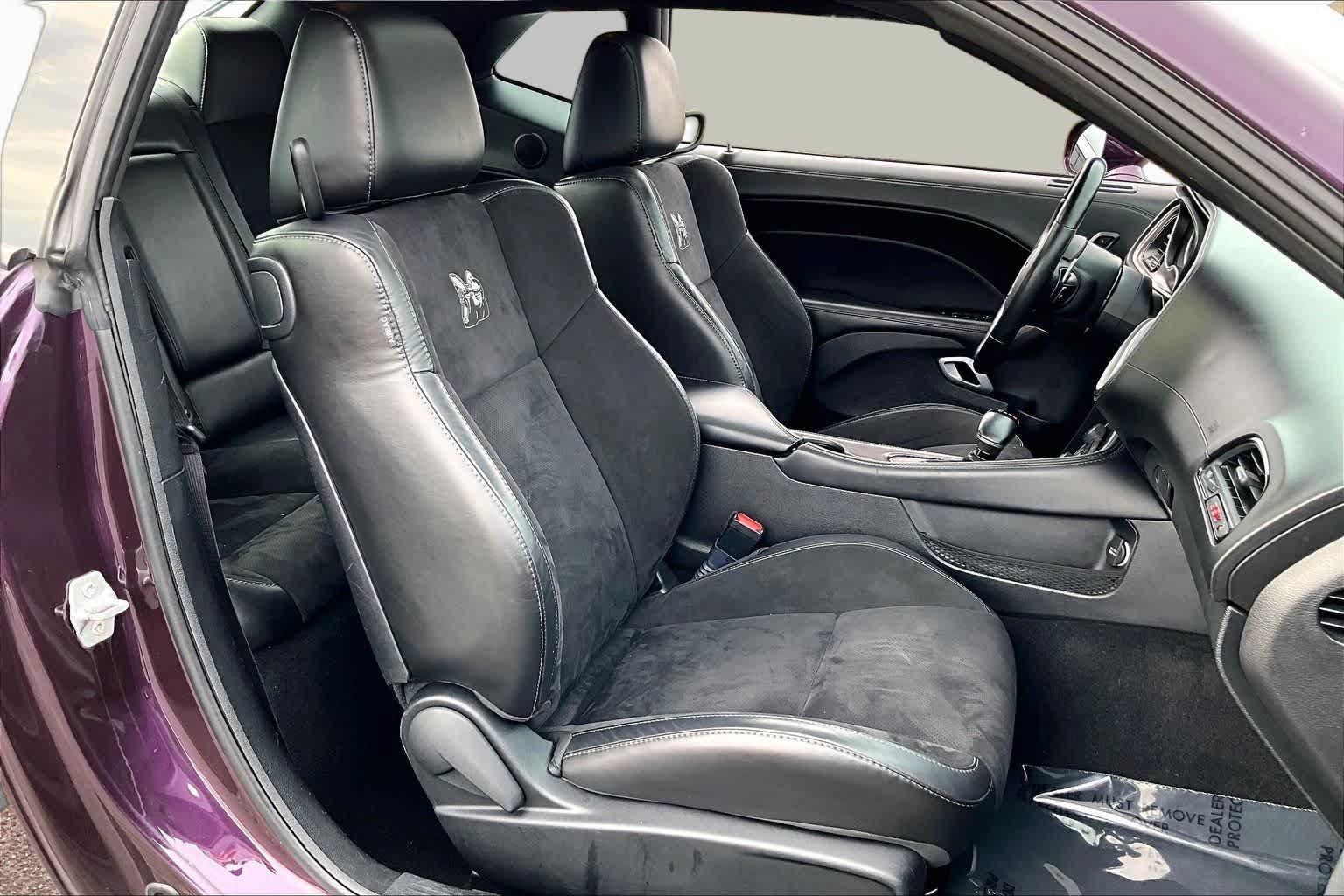 Used 2021 Dodge Challenger R/T Scat Pack RWD image 9