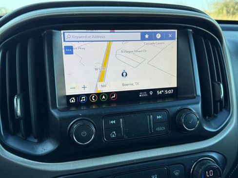 Used 2020 GMC Canyon Denali image 26