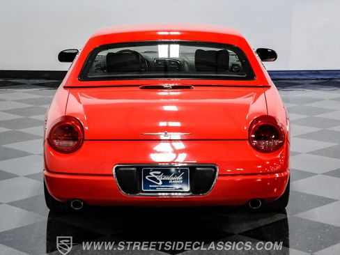 Used 2002 Ford Thunderbird image 32