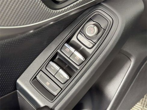 Used 2023 Subaru Crosstrek 2.5i Limited image 18