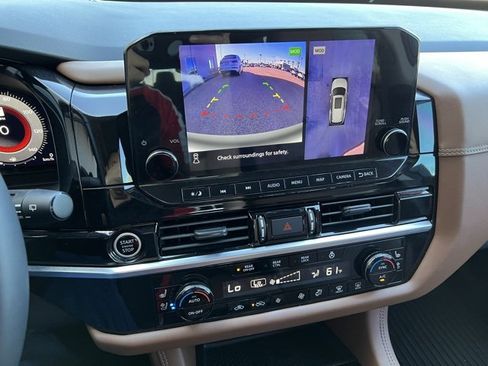 Certified 2023 Nissan Pathfinder Platinum w/ Cargo Package image 12