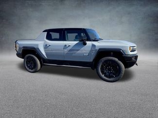 New 2026 GMC Hummer EV 4x4 Crew Cab video 2