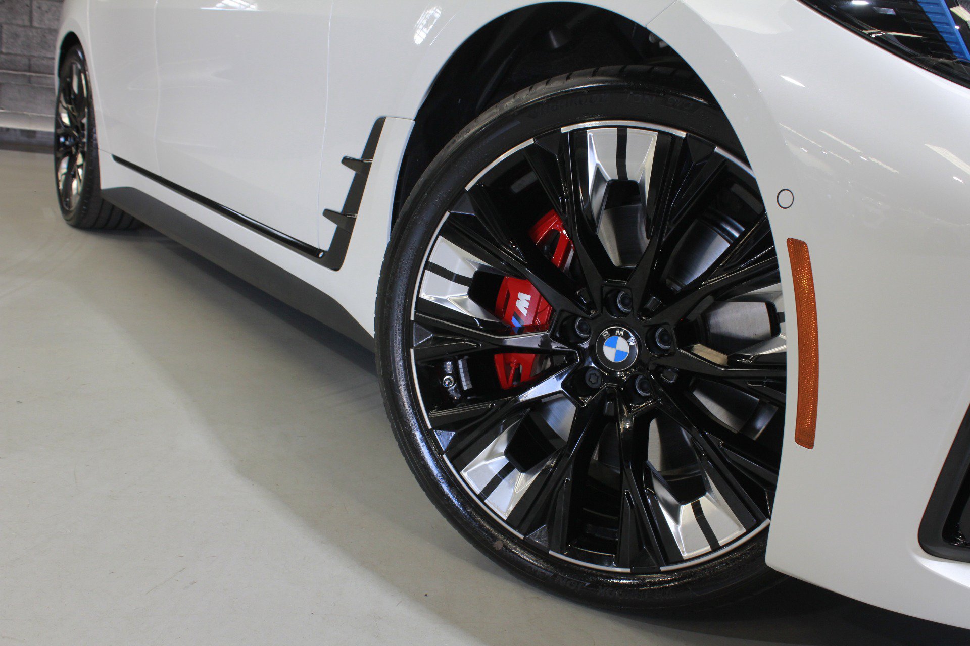 Used 2026 BMW M440i w/ Premium Package RWD image 21