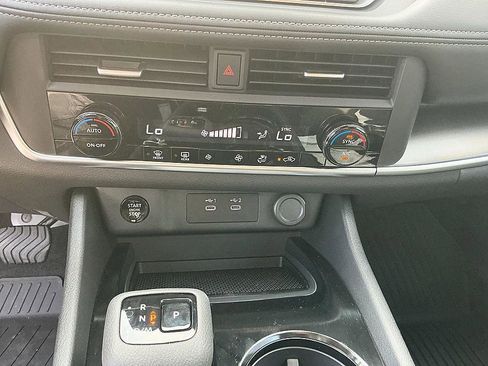 New 2026 Nissan Rogue SV image 12