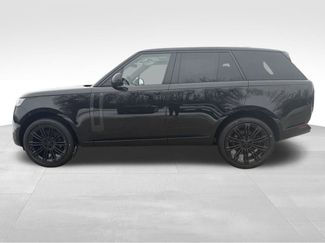 New 2026 Land Rover Range Rover SE video 2