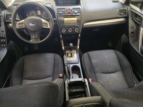 Used 2014 Subaru Forester 2.5i Premium AWD/4WD image 4