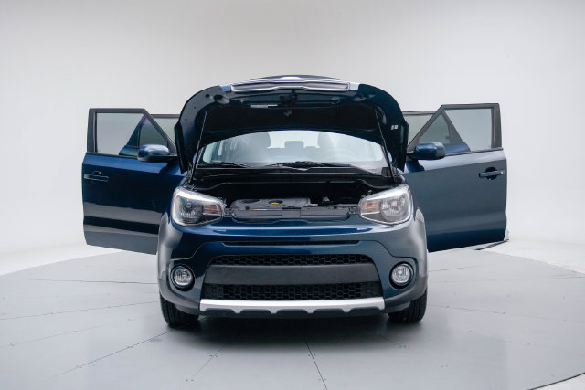 Used 2017 Kia Soul + FWD image 16
