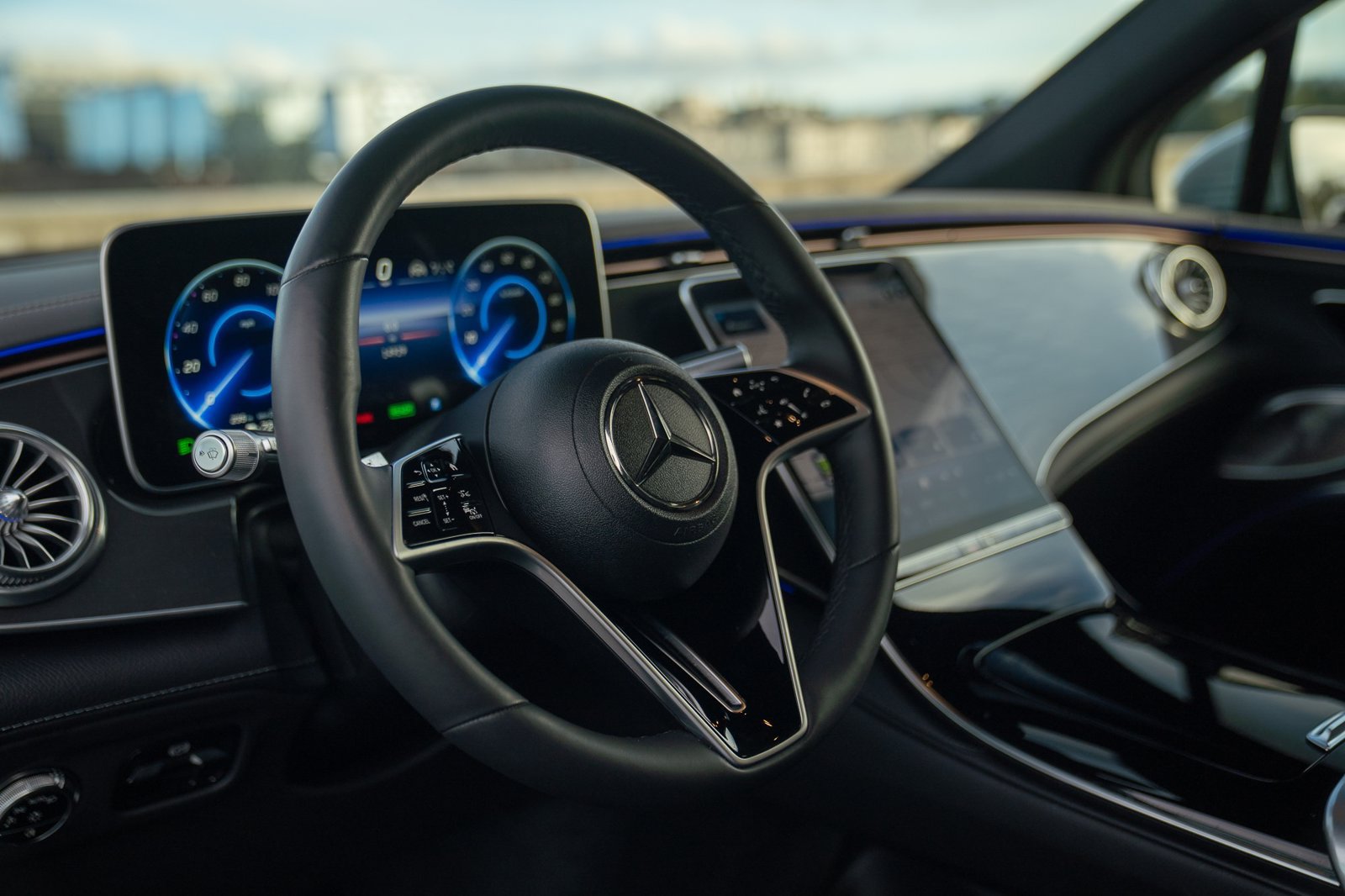 Certified 2023 Mercedes-Benz EQS 450+ 4MATIC SUV image 17