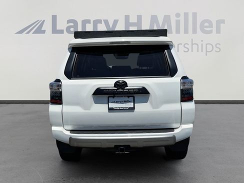 Used 2023 Toyota 4Runner TRD Off-Road Premium w/ Moonroof Package AWD/4WD image 4