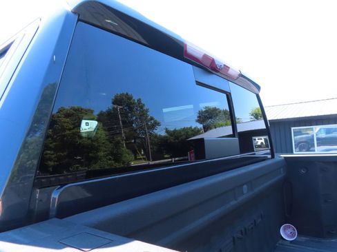 Used 2021 GMC Sierra 3500 Denali w/ Denali Ultimate Package AWD/4WD image 18