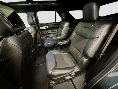 Used 2023 Ford Explorer ST w/ Equipment Group 401A image 30