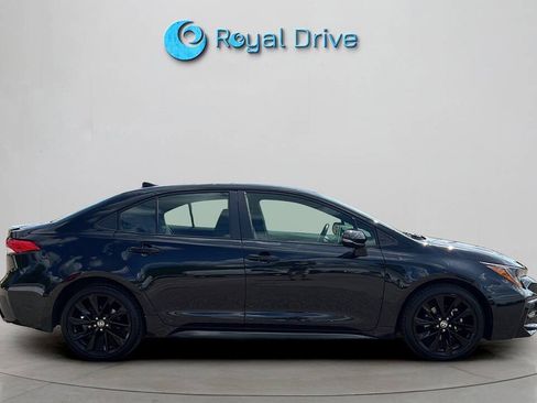 Used 2021 Toyota Corolla SE w/ Carpet Mat Package (TMS) FWD image 7