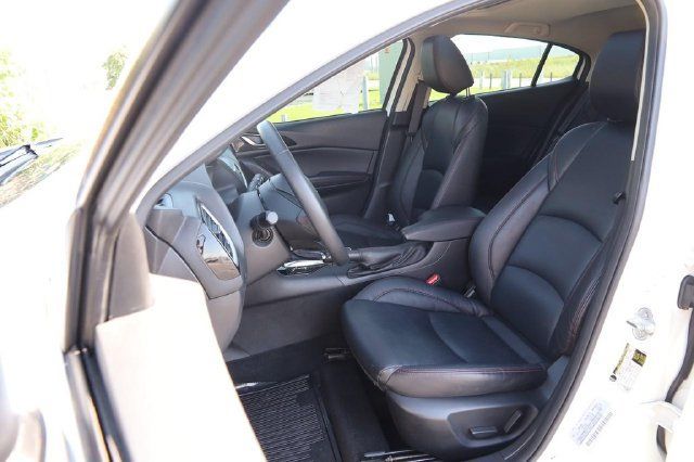Used 2015 MAZDA MAZDA3 i Grand Touring FWD image 9