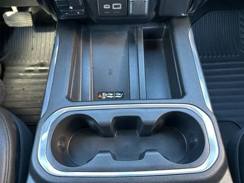 Used 2021 Chevrolet Silverado 2500 LTZ w/ LTZ Convenience Package image 29