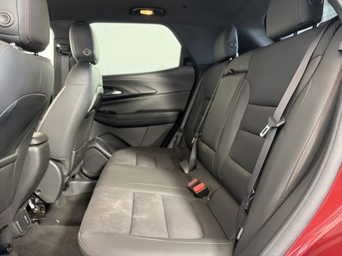 Used 2022 Chevrolet TrailBlazer RS w/ Sun and Liftgate Package AWD/4WD image 8