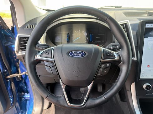 Used 2024 Ford Edge SEL AWD/4WD image 13