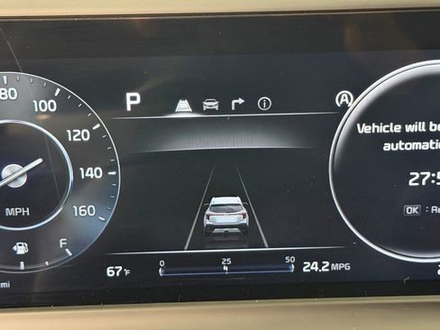 Used 2024 Kia Seltos EX FWD image 28