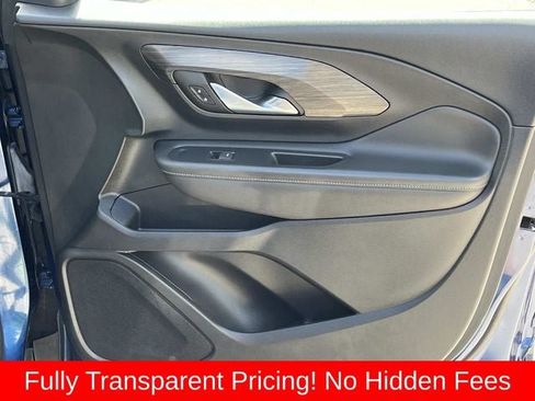 Used 2022 GMC Terrain SLE w/ Driver Convenience Package AWD/4WD image 21