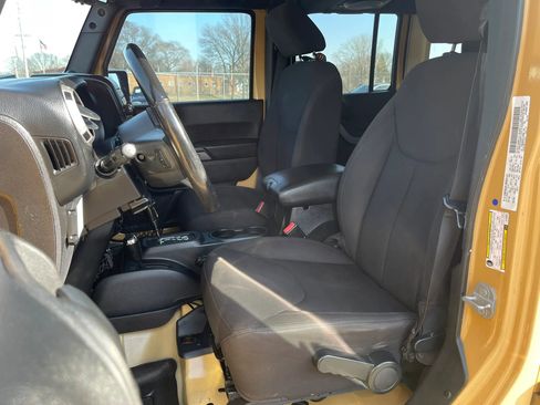 Used 2014 Jeep Wrangler Unlimited Sport w/ Quick Order Package 24S image 17