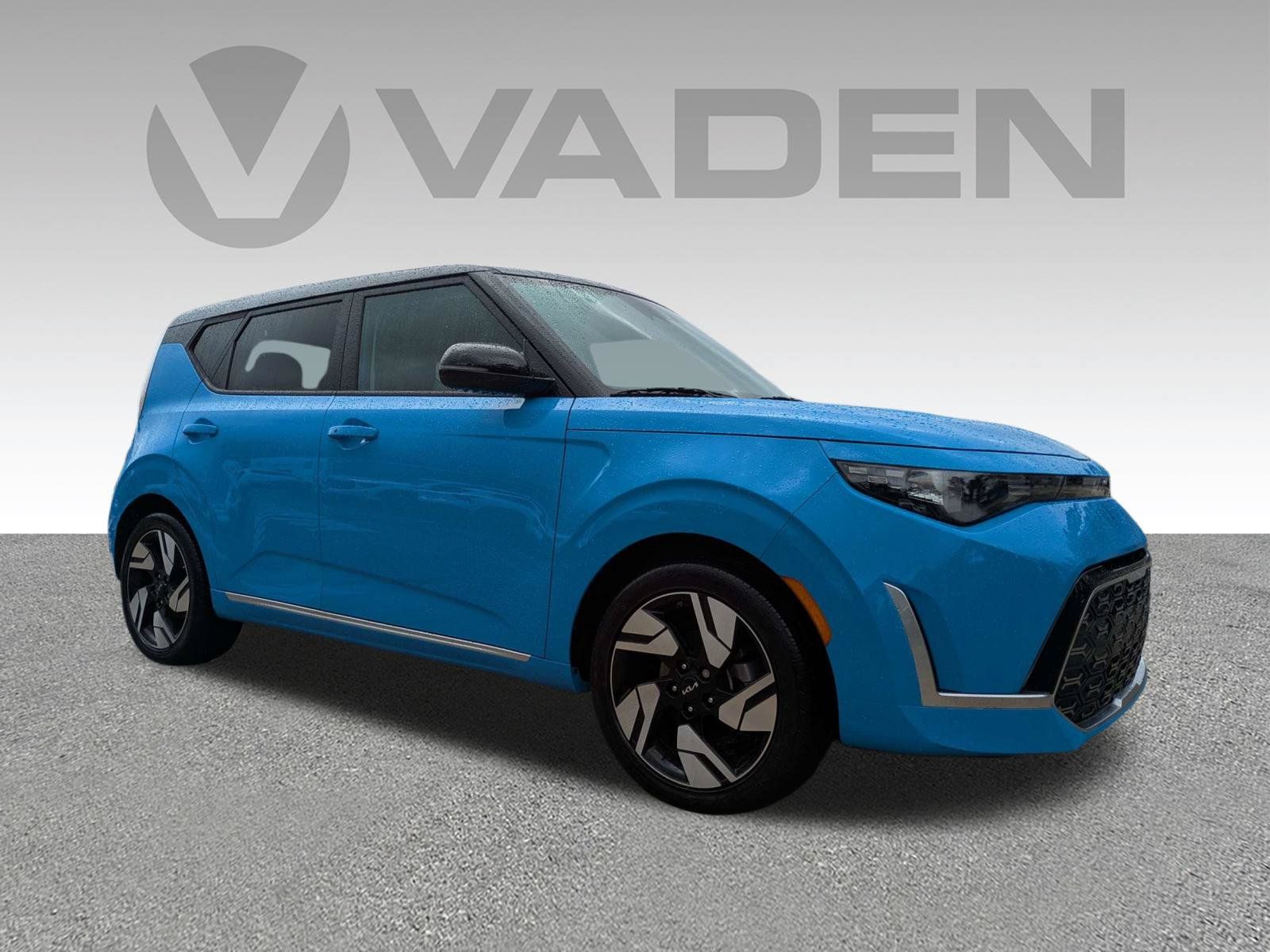 Used 2024 Kia Soul GT-Line FWD image 3