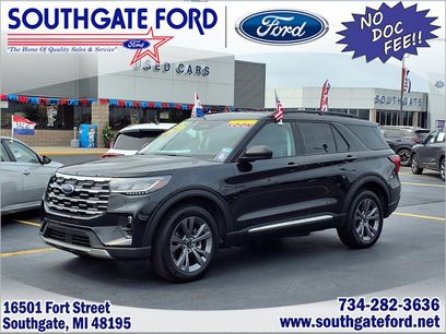 Used 2025 Ford Explorer Active w/ Active Comfort Package
