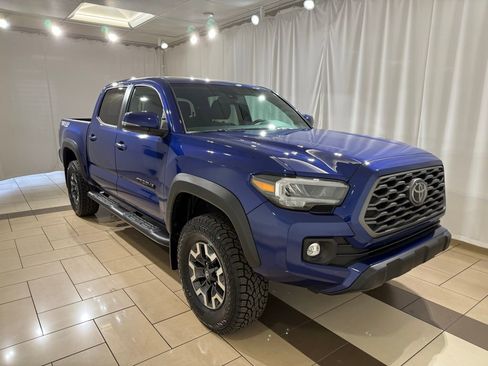 Used 2022 Toyota Tacoma TRD Off-Road w/ Technology Package image 6