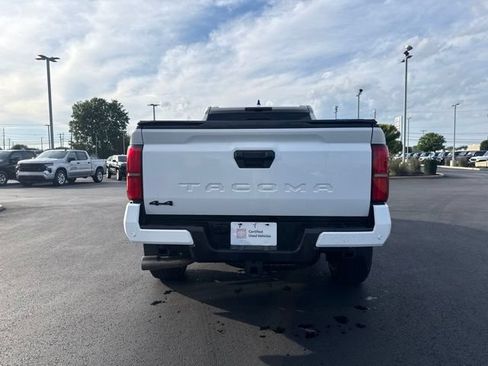 Certified 2024 Toyota Tacoma TRD Sport w/ TRD Sport Upgrade Package AWD/4WD image 6