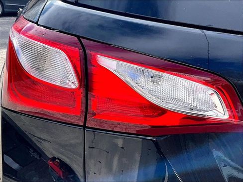 Used 2019 Chevrolet Equinox LT image 24